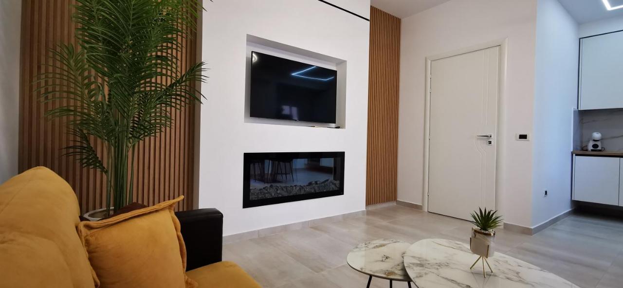 Vlorë Lungomare Luxury Sea View Apartaments מראה חיצוני תמונה