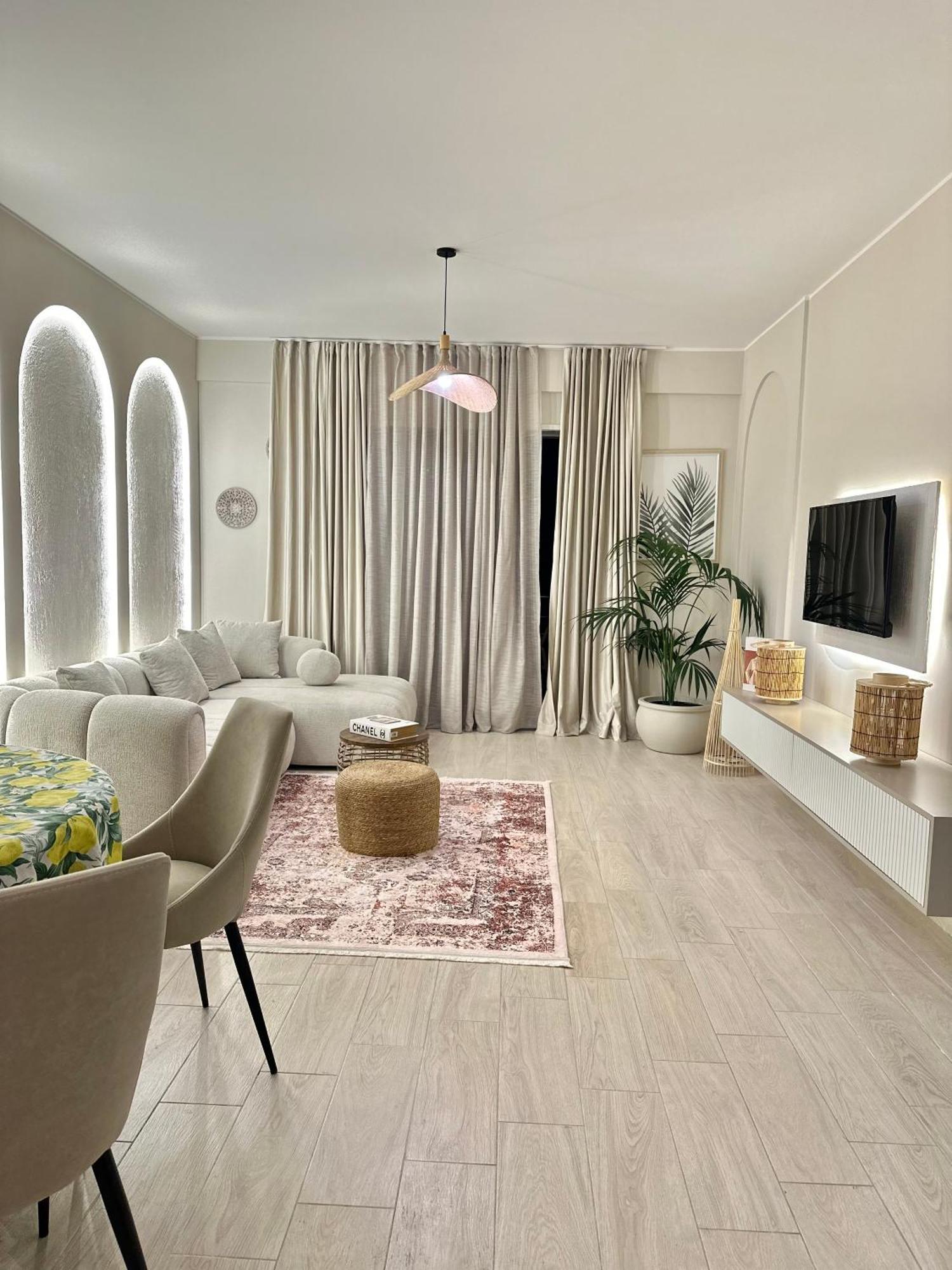 Vlorë Lungomare Luxury Sea View Apartaments מראה חיצוני תמונה