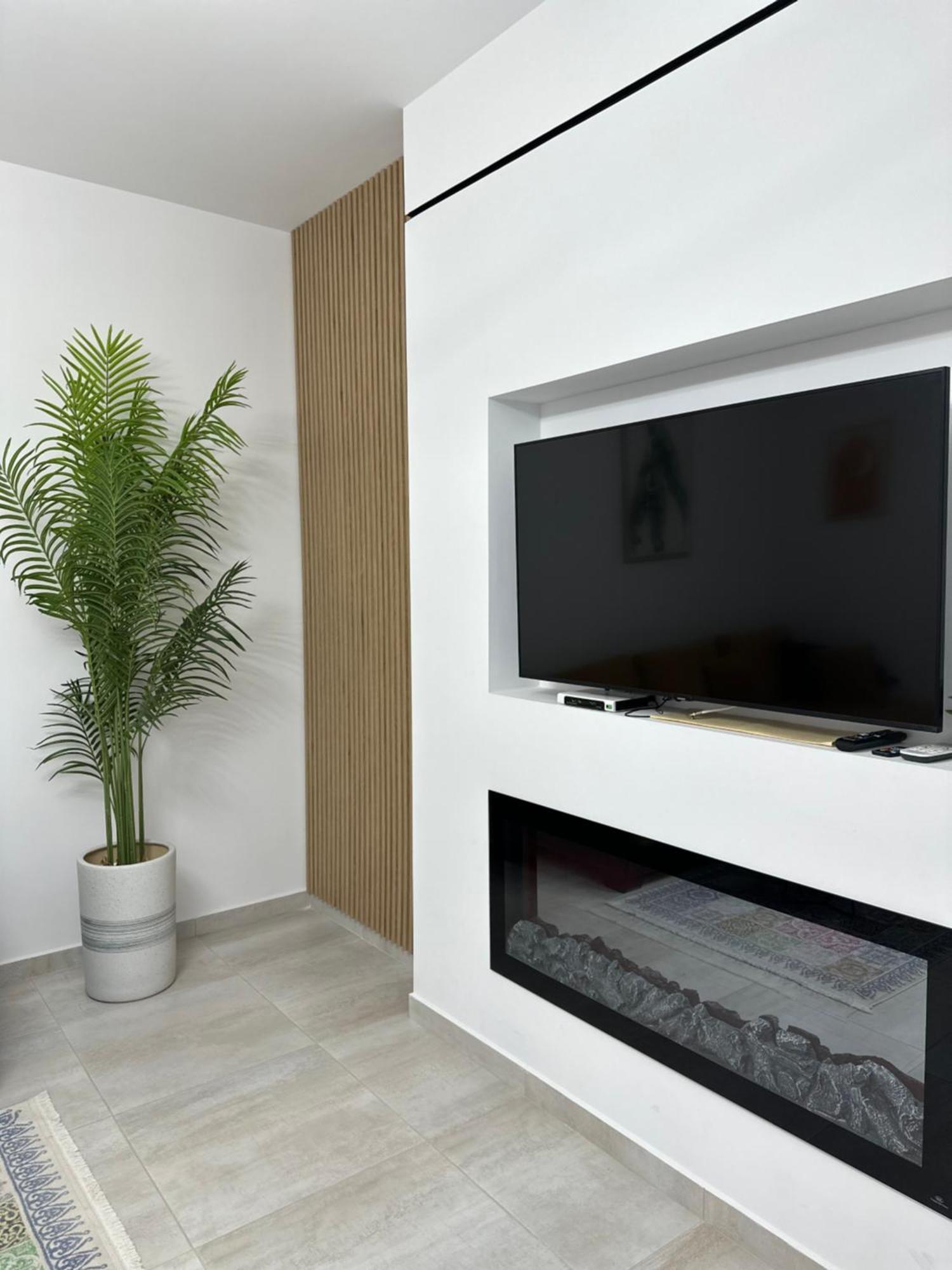 Vlorë Lungomare Luxury Sea View Apartaments מראה חיצוני תמונה