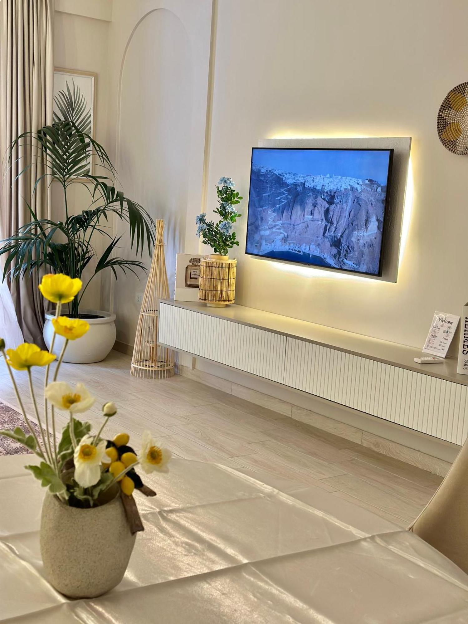 Vlorë Lungomare Luxury Sea View Apartaments מראה חיצוני תמונה